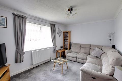 13 Ancaster Close, Trowbridge, BA14 9DA