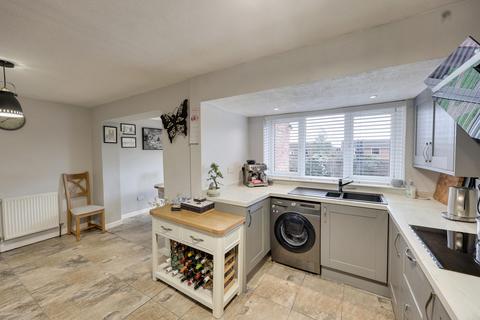 2 bedroom detached bungalow for sale, Ancaster Close, Trowbridge