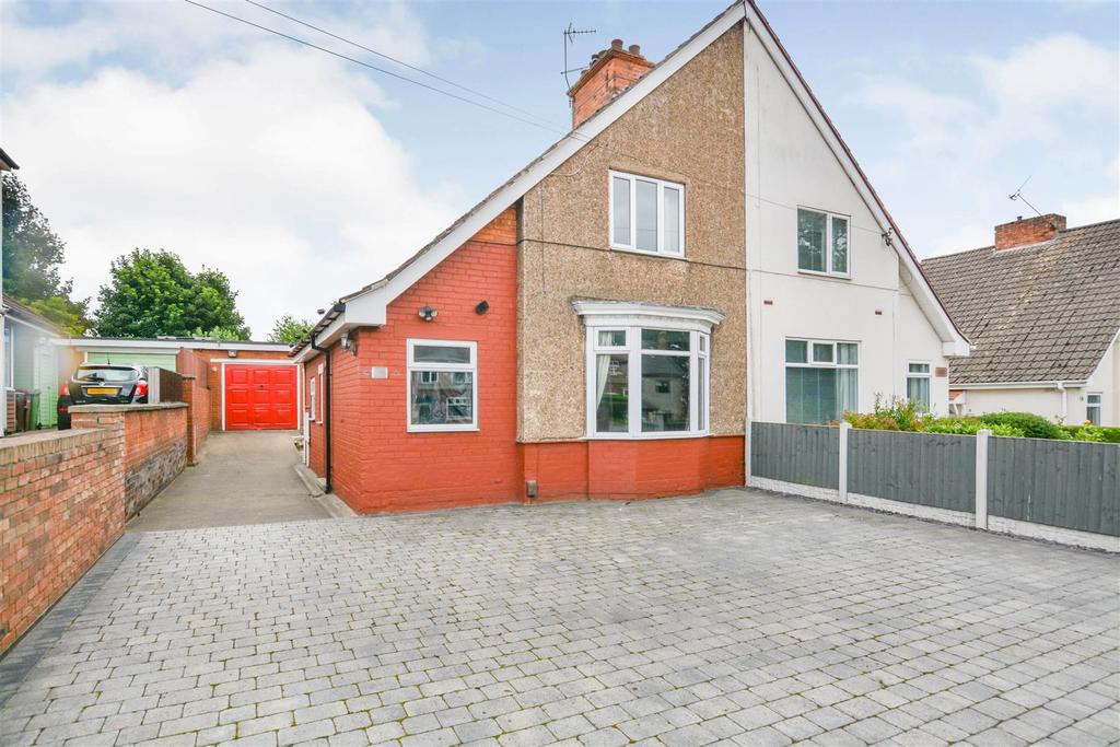 Burringham Road, Scunthorpe 2 bed semidetached house £132,500