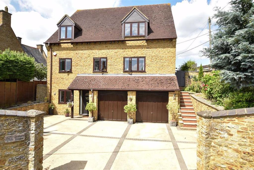 Station Road, Earls Barton 5 bed detached house £650,000