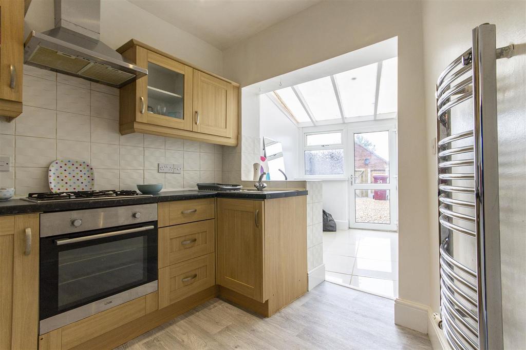 Cemetery Road, Danesmoor, Chesterfield 2 bed house for sale £80,000