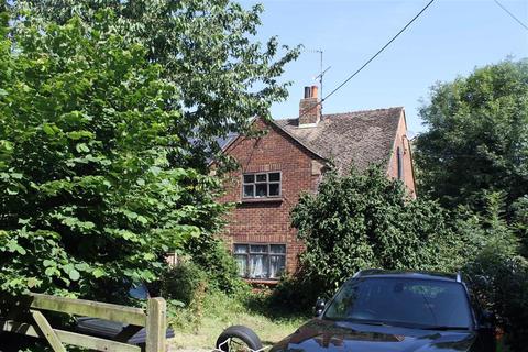 2 Hays Mead, Luddesdown, Gravesend, DA13 0XD