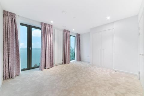 4 bedroom duplex to rent - Laker House, Royal Wharf, London, E16