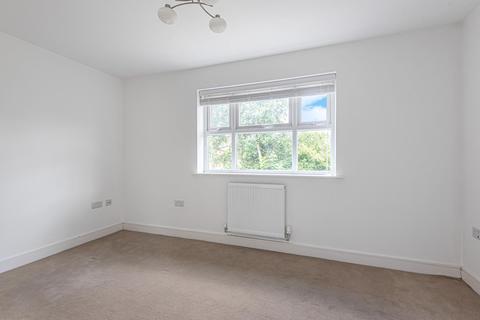 36 Timms Close, Horsham, RH12 4TN