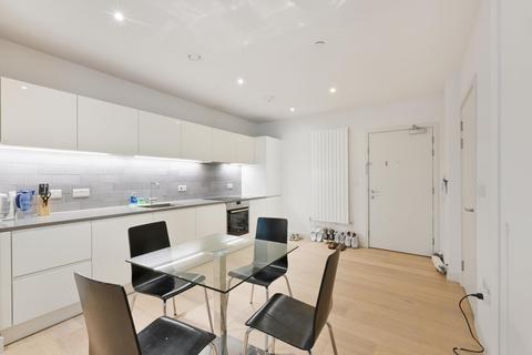 Studio to rent, Liner House, Royal Wharf, London, E16