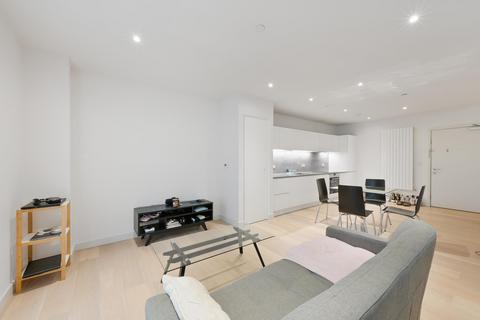 Studio to rent, Liner House, Royal Wharf, London, E16