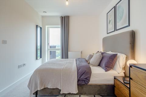 2 bedroom flat to rent - Barking Wharf Square, Barking, IG11