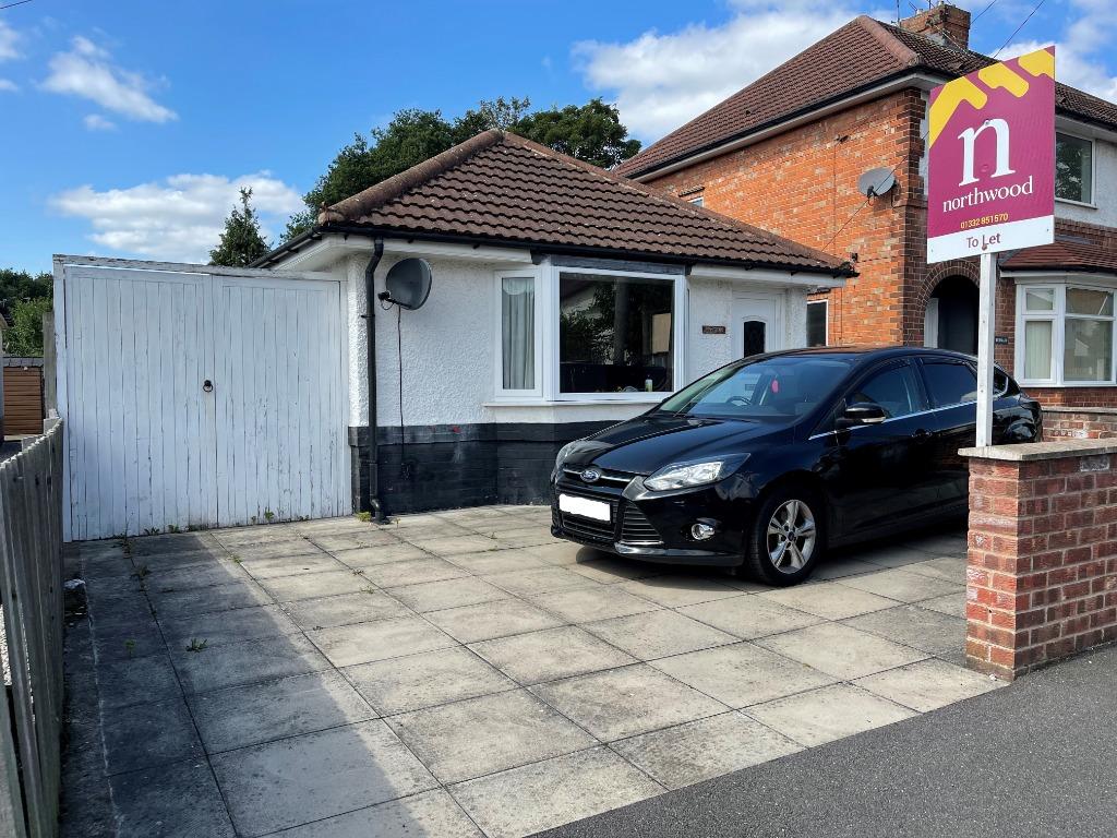 West Grove, Allenton, Derby, DE24 2 bed bungalow £700 pcm (£162 pw)