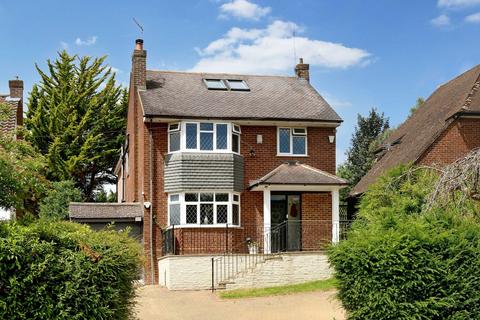 4 bedroom detached house for sale, Cherry Tree Road, Beaconsfield, HP9