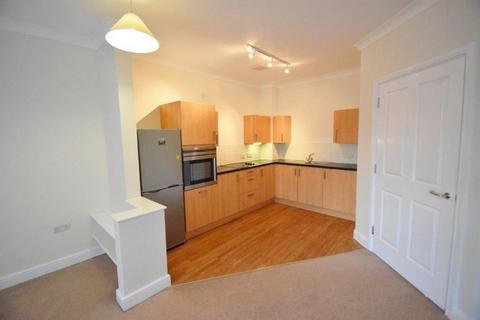 2 bedroom apartment for sale, Northampton Avenue, Slough, Berkshire, SL1