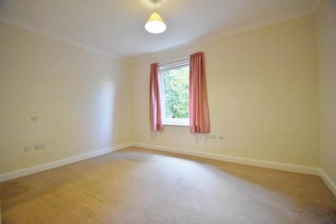 2 bedroom apartment for sale, Northampton Avenue, Slough, Berkshire, SL1