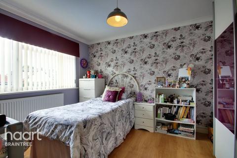 26 Blackwater Way, Braintree, CM7 9BX