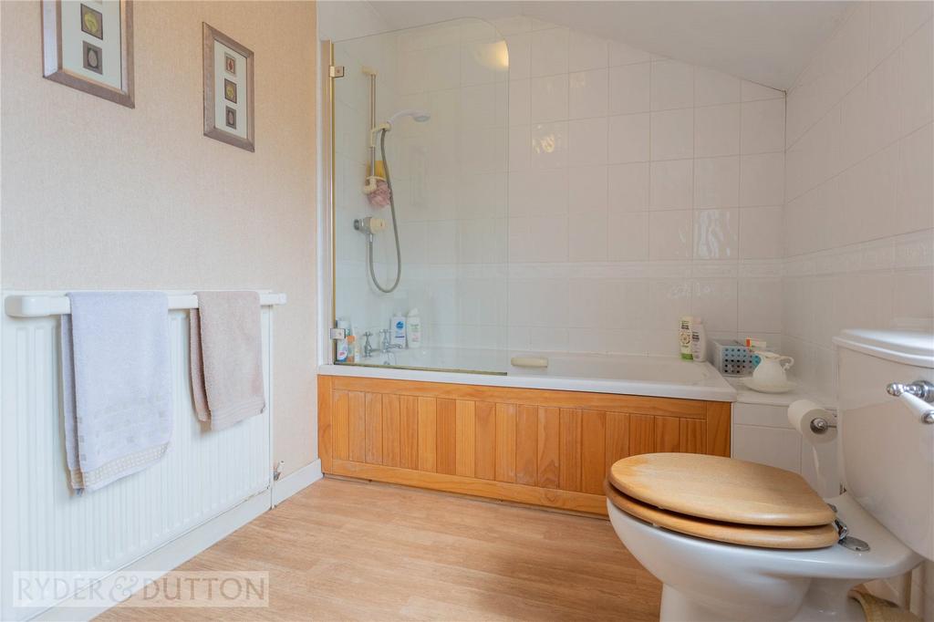 Family Bathroom: