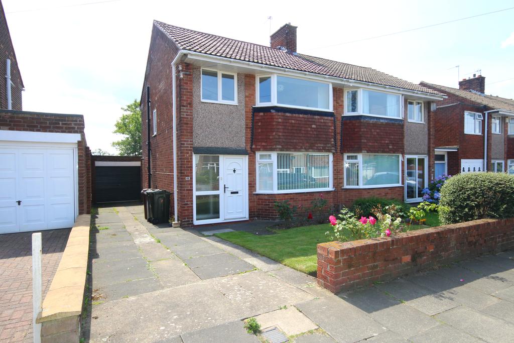 Otterburn Avenue, South Wellfield, Whitley Bay, NE25 9QR 3 bed semi