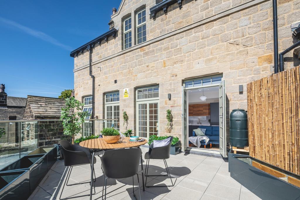 Apartment in Leeds - View 2