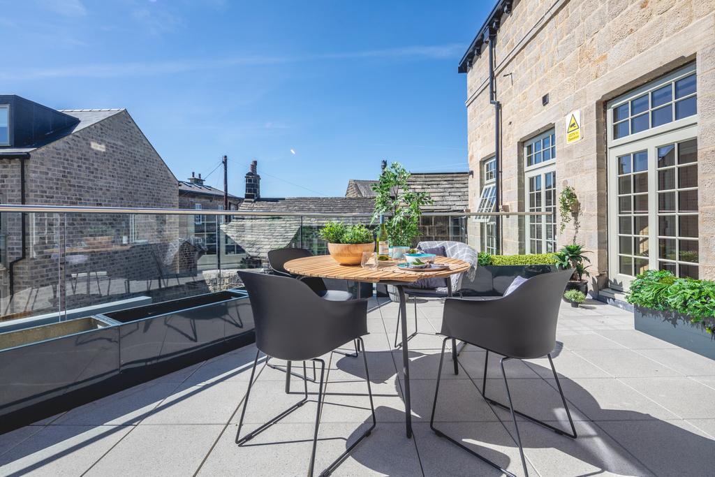Apartment in Leeds - View 5