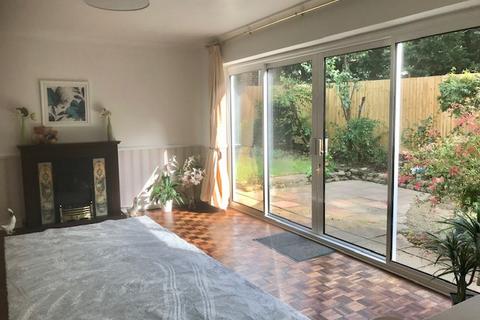 undefined, 73 Barnmead, Haywards Heath, RH16
