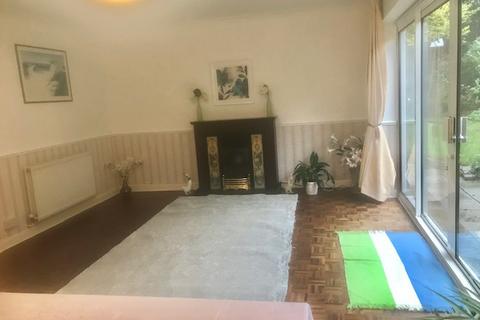 undefined, 73 Barnmead, Haywards Heath, RH16