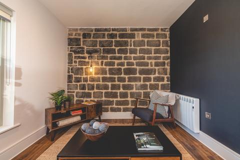 1 bedroom apartment to rent, Flat 1, No.10 The Green, Horsforth, Leeds, LS18 5JB