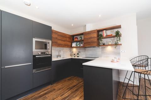 1 bedroom apartment to rent, Flat 1, No.10 The Green, Horsforth, Leeds, LS18 5JB