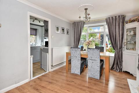 15 Linnet Close, Shoeburyness, Southend-on-sea, SS3 9YE