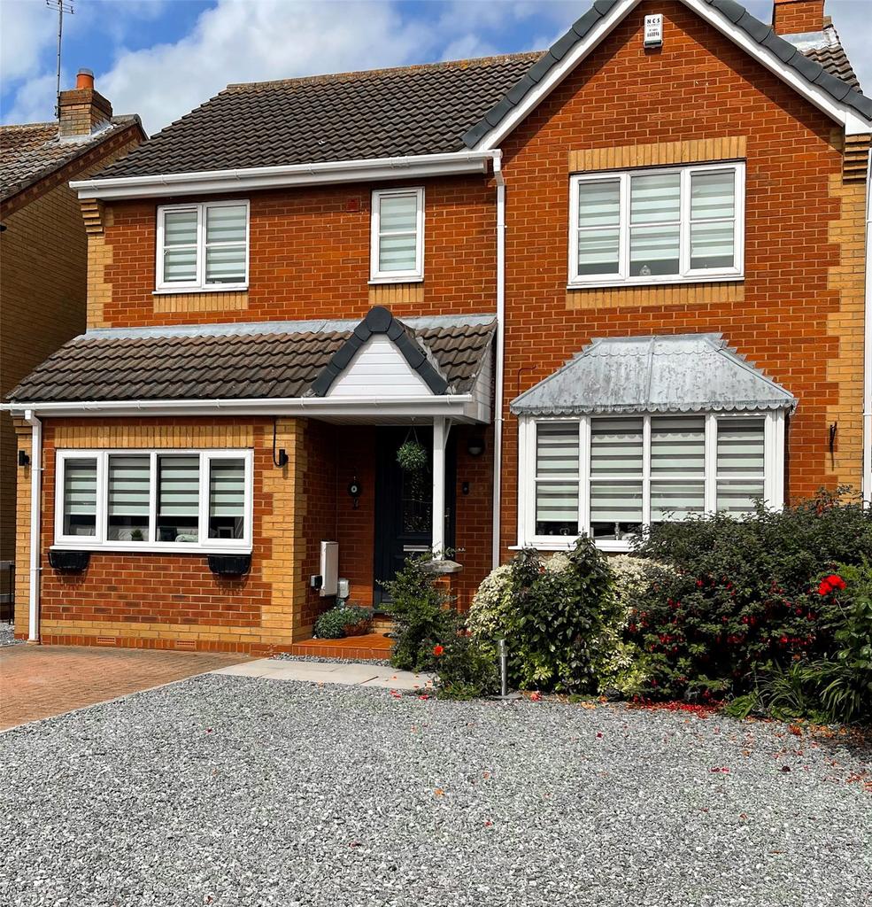 Waterland Close, Hedon, Hull, HU12 4 bed detached house £255,000