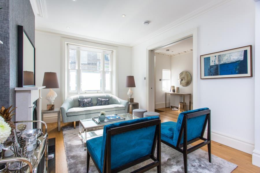 Gayton Road, Hampstead, NW3 4 bed terraced house £5,612 pcm (£1,295 pw)