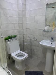 4 bedroom flat to rent - LEICESTER,