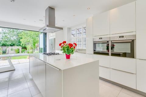 5 bedroom semi-detached house to rent, Harman Drive, The Hocrofts, NW2