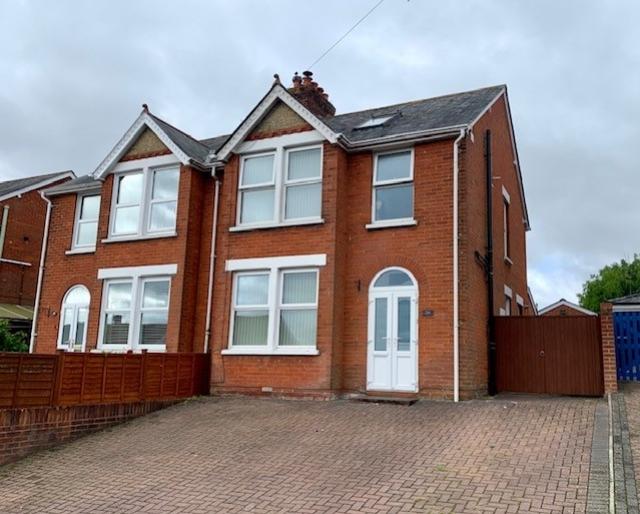 281 Devizes Road, Salisbury, SP2 9LU 3 bed semidetached house £400,000
