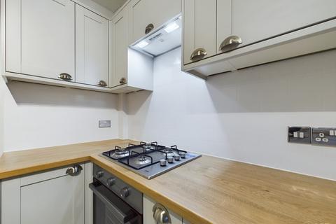 2 bedroom flat to rent, West Savile Terrace, Newington, Edinburgh, EH9