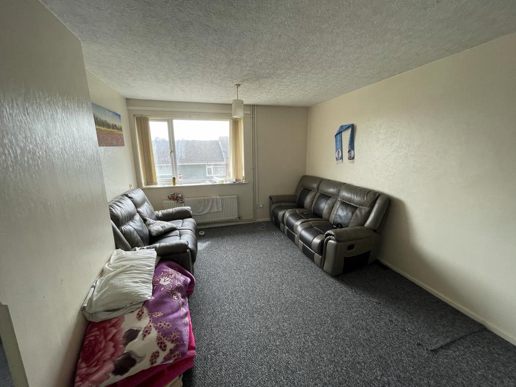 Cherryleas Drive, Leicester... 2 bed £90,000