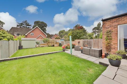 39 Derrymore Road, Willerby, Hull, HU10 6ET