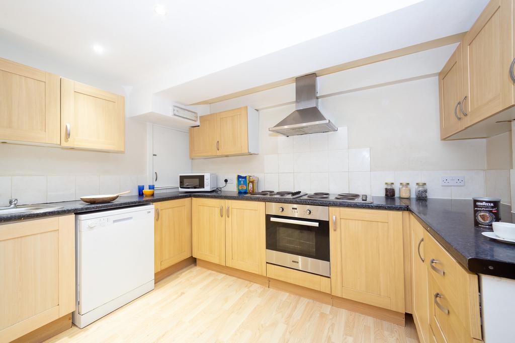 House in Leeds - View 3