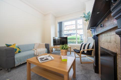 5 bedroom terraced house to rent, 11 Hessle Mount, Hyde Park, Leeds, LS6 1EP