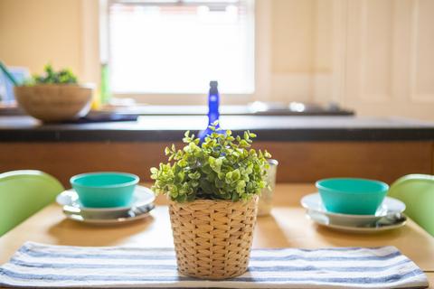 5 bedroom terraced house to rent, 11 Hessle Mount, Hyde Park, Leeds, LS6 1EP