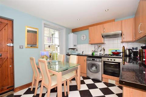 33a East Cliff, Dover, CT16 1LU