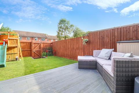 85 Langtons Meadow, Farnham Common, Slough, SL2 3NS