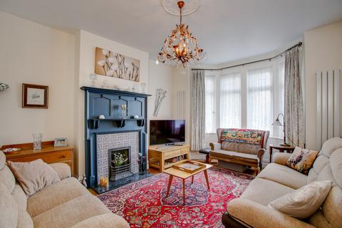 9 Noel Road, London, W3 0JD