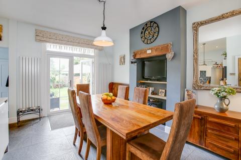 9 Noel Road, London, W3 0JD