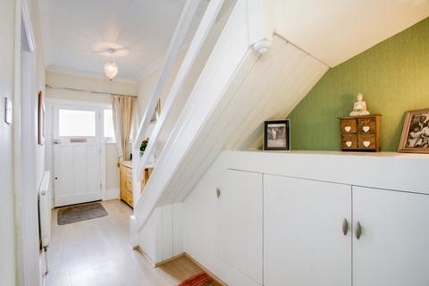 9 Noel Road, London, W3 0JD
