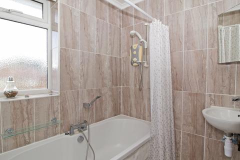 156 Capstone Road, Bromley, BR1 5NG