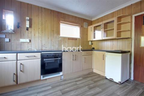 3 bedroom detached house to rent, New Ashby Road