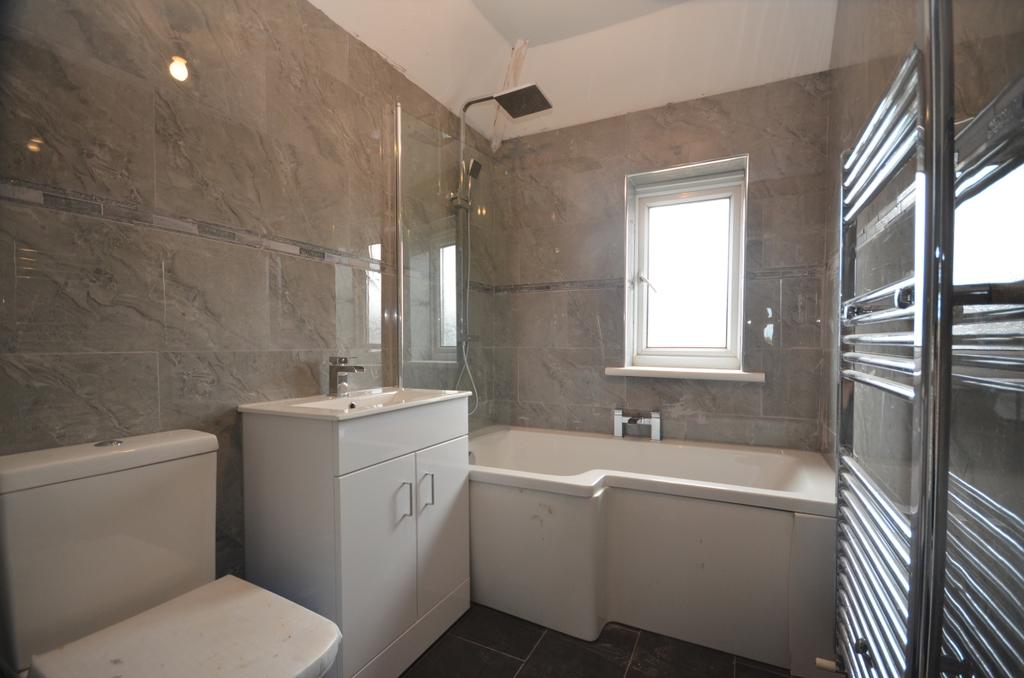 Westover Road Broadstairs CT10 3 bed semidetached house £1,295 pcm