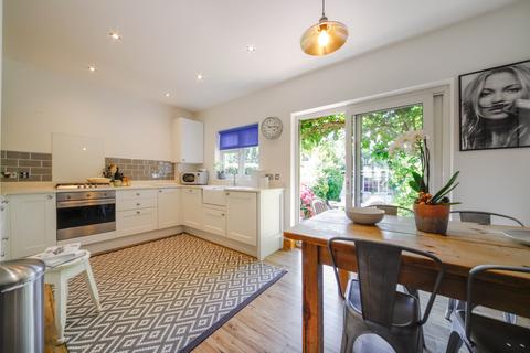 97 Albany Road, Enfield, EN3 5UD