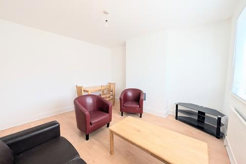 1 bedroom flat to rent, Oakleigh Road North, Whetstone N20