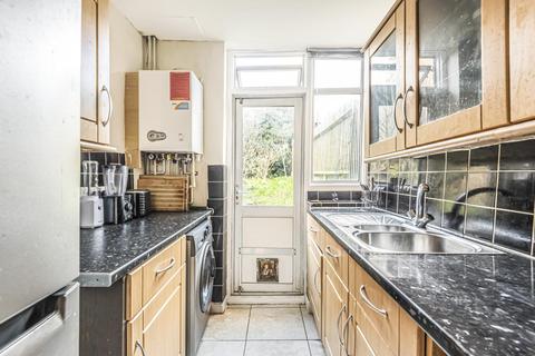 32 Wharncliffe Road, London, SE25 6SL