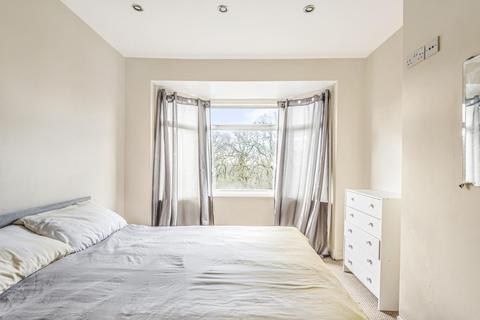32 Wharncliffe Road, London, SE25 6SL