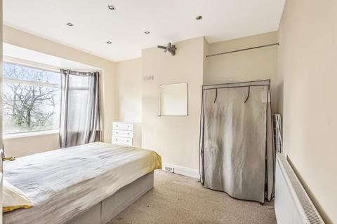 32 Wharncliffe Road, London, SE25 6SL