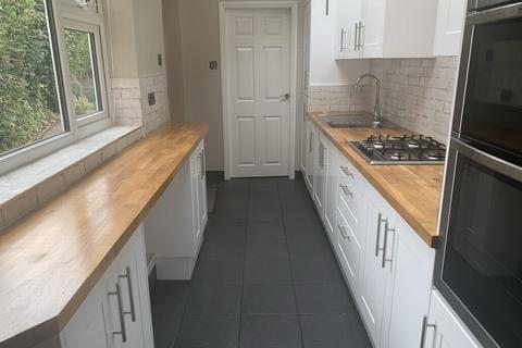 2 bedroom terraced house to rent, Glebe Close, Wigston, LE18